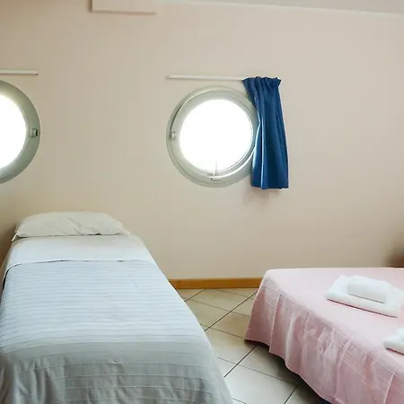 Albergo Meuble Abatjour Mantova Exterior photo
