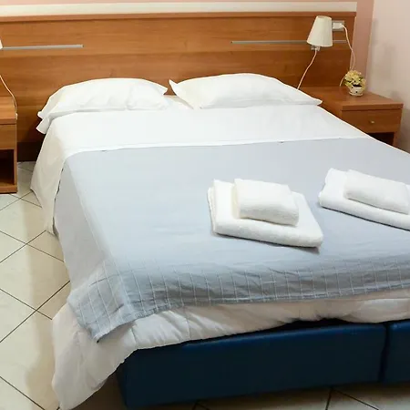 Albergo Meuble Abatjour Mantova Exterior photo