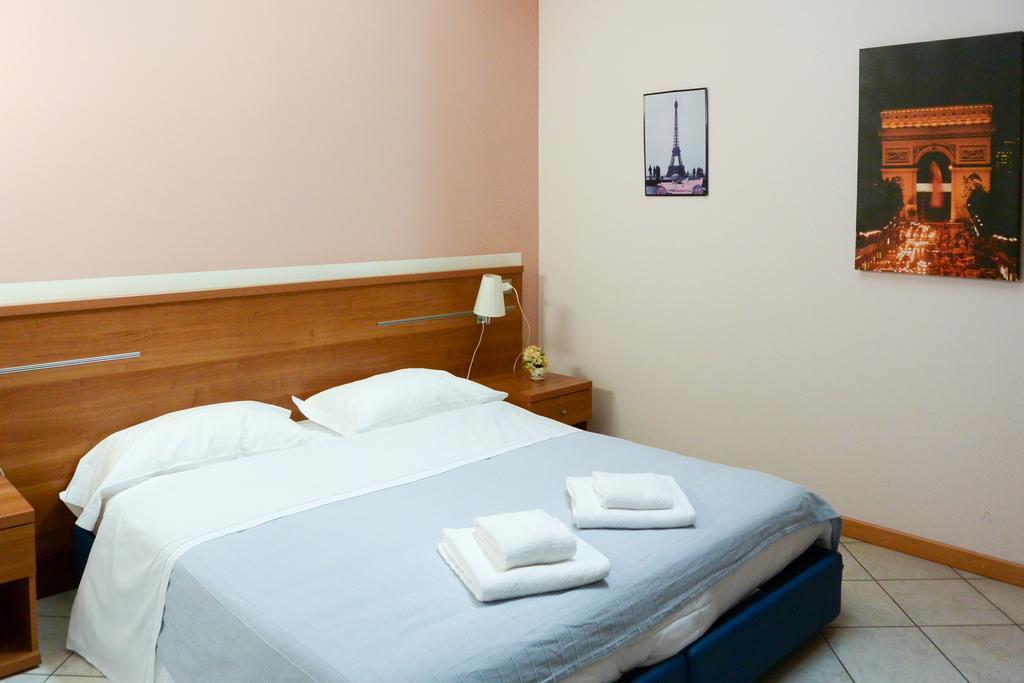 Meuble Abatjour Hotel *